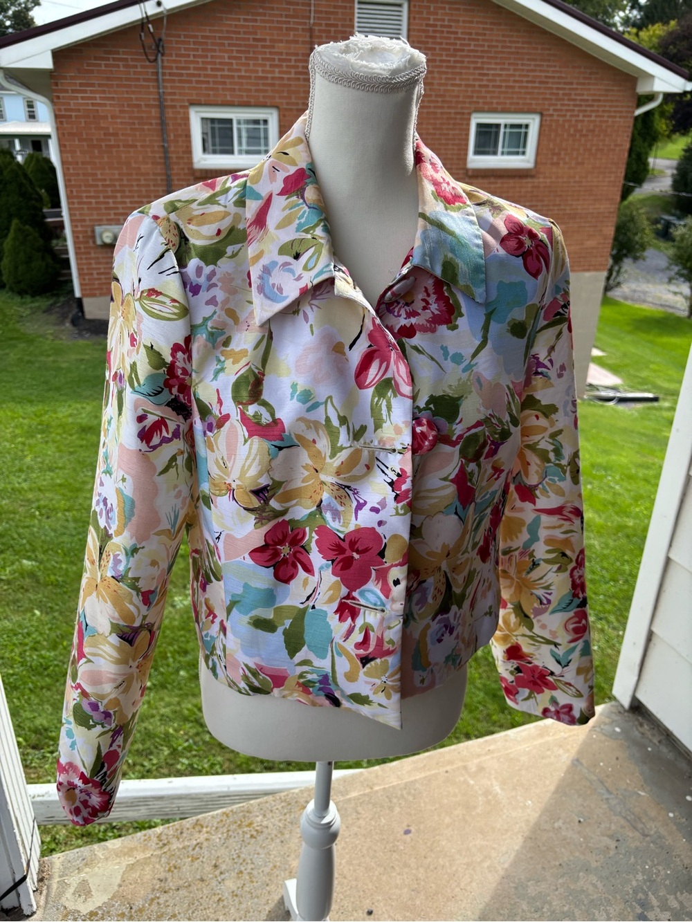 Dress Barn Floral Cropped Jacket - White Base with Pink & Yellow Blooms